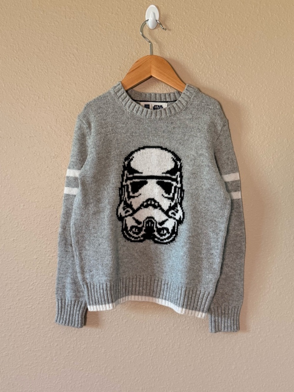 GAP Gray & White Stormtrooper Knit Sweater